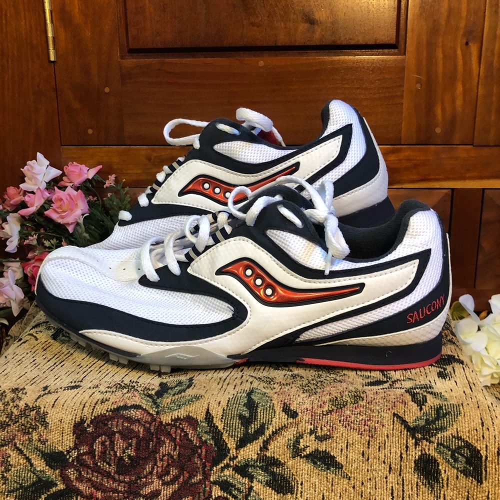Saucony Velocity Distance Track & Field Sneakers